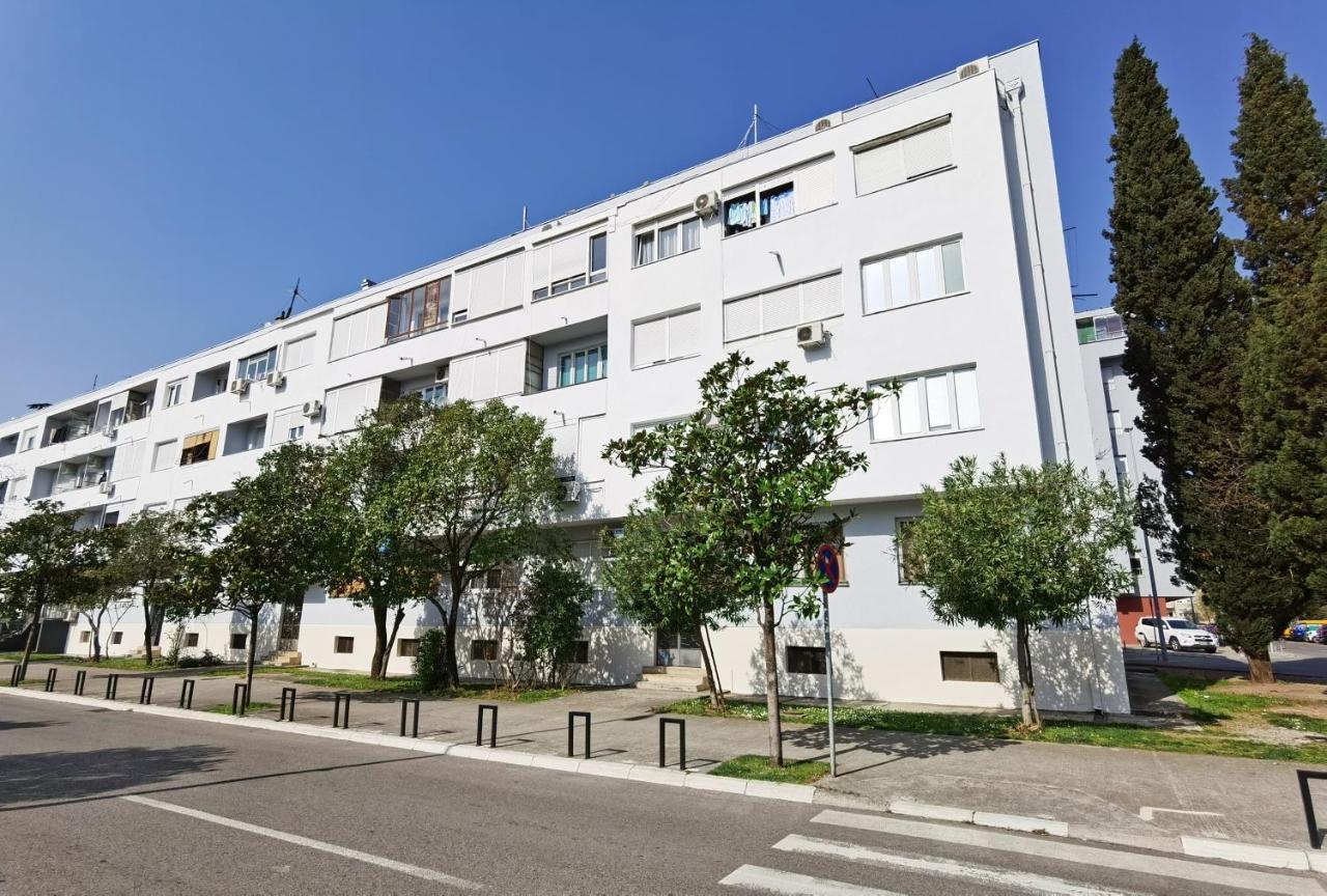 Luxury Apartment 波德戈里察 外观 照片